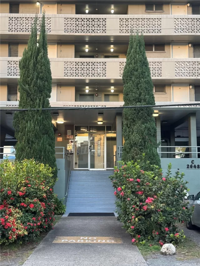 MLS: 202511199 Condo For Sale