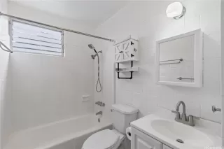 Photo #5: 202511213 Listing 