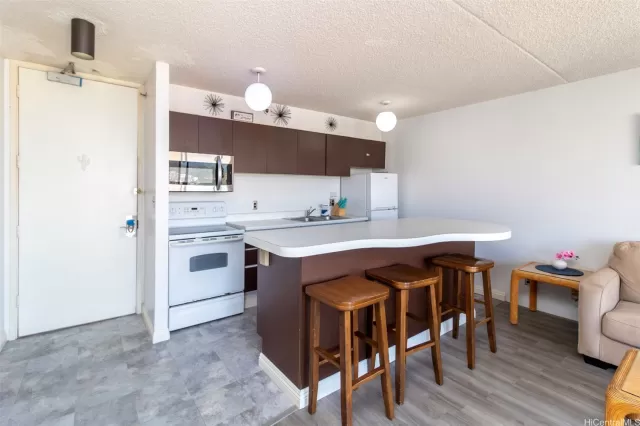 MLS: 202511216 Condo For Sale