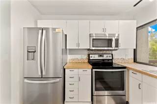 Photo #6: 202511223 Listing 