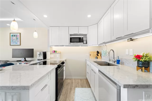 MLS: 202511248 Condo For Sale