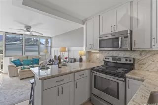 Photo #2: 202511265 Listing 