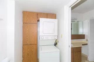 Photo #2: 202511283 Listing 