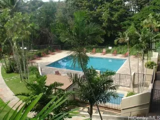 Photo #5: 202511283 Listing 