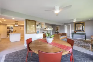 Photo #6: 202511307 Listing 