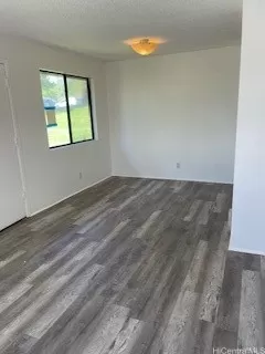 Photo #4: 202511346 Listing 