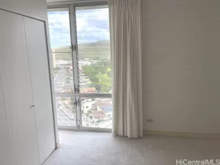 Photo #3: 202511495 Listing 