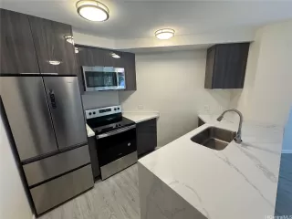 Photo #4: 202511508 Listing 