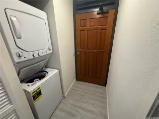 Photo #6: 202511508 Listing 