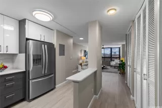 Photo #6: 202511536 Listing 