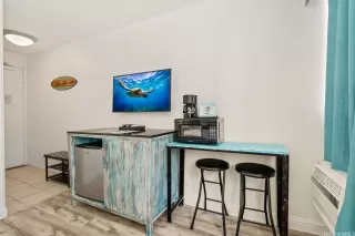 Photo #3: 202511598 Listing 