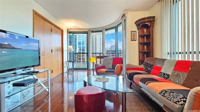 MLS: 202511602 Condo For Sale