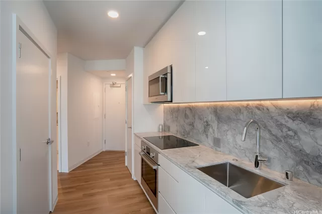 MLS: 202511621 Condo For Sale