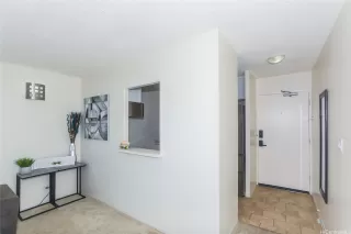 Photo #3: 202511622 Listing 