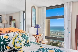 Photo #6: 202511623 Listing 