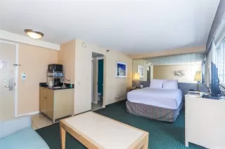 Photo #5: 202511685 Listing 