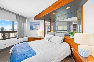 Photo #5: 202511738 Listing