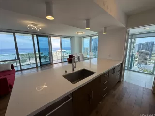 Photo #4: 202511747 Listing 