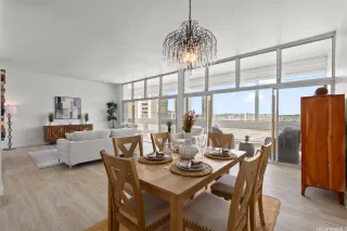 Photo #3: 202511748 Listing 