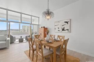 Photo #4: 202511748 Listing 