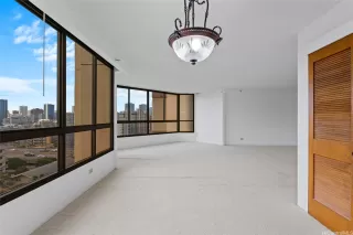 Photo #3: 202511779 Listing 