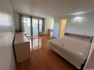 Photo #4: 202511835 Listing 