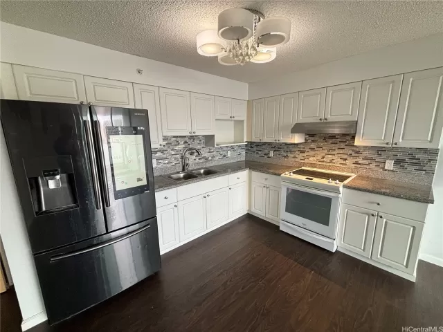 MLS: 202511838 Condo For Sale