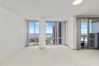 Photo #3: 202511857 Listing 