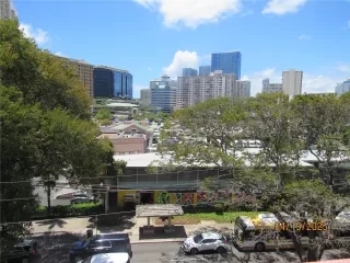 Photo #4: 202511941 Listing 