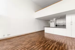 Photo #6: 202512166 Listing