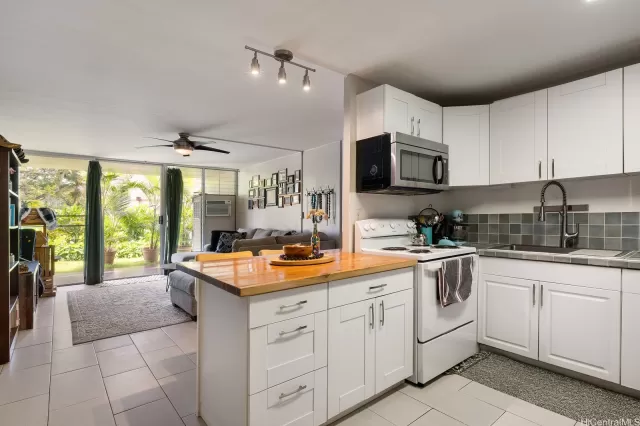 MLS: 202512176 Condo For Sale