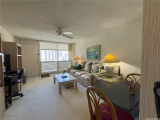 Photo #3: 202512275 Listing 