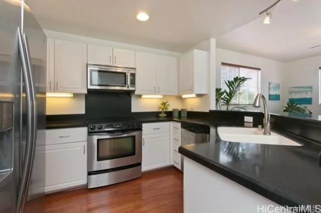 MLS: 202512293 Condo For Sale