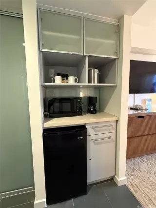 Photo #4: 202512462 Listing 