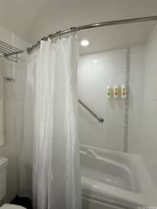 Photo #6: 202512462 Listing 