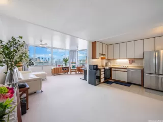 Photo #2: 202512575 Listing 