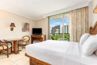 Photo #4: 202512604 Listing 