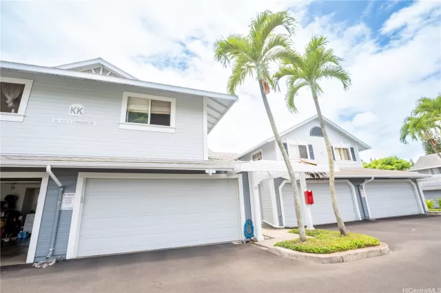 MLS: 202512692 Condo For Sale