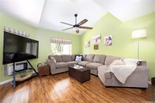 Photo #3: 202512692 Listing 