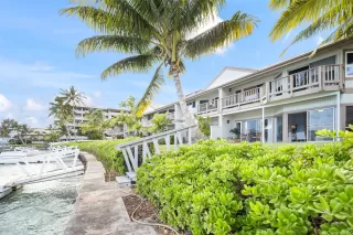 Photo #2: 202512718 Listing