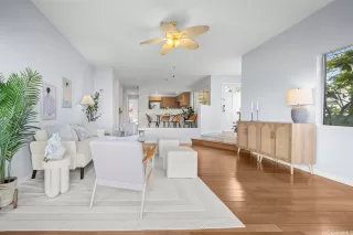 Photo #4: 202512718 Listing