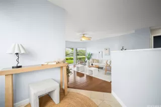 Photo #5: 202512718 Listing