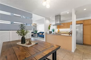 Photo #5: 202512757 Listing 