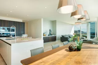 Photo #5: 202512802 Listing 