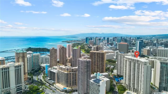 MLS: 202512818 Condo For Sale