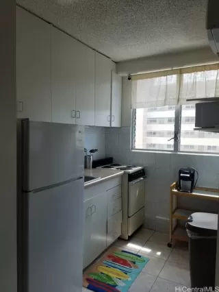 Photo #4: 202512825 Listing 