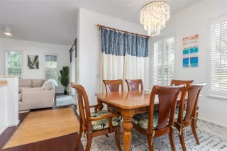 Photo #5: 202512844 Listing 