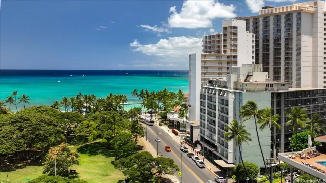 MLS: 202512857 Condo For Sale