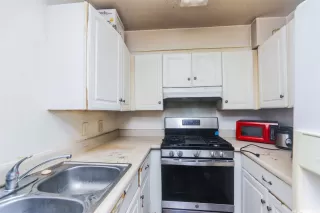 Photo #2: 202512859 Listing 