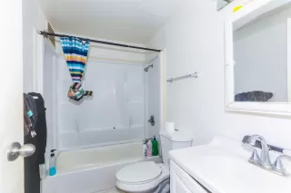 Photo #4: 202512859 Listing 